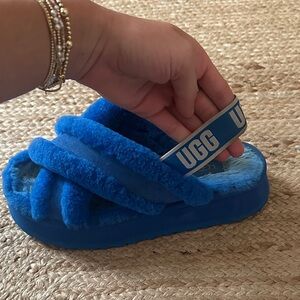 UGG Women’s Vibrant Blue Fluffy Slippers